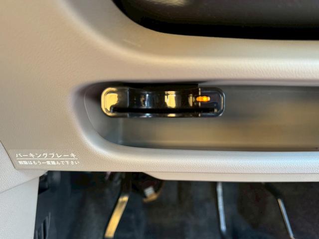 キャスト スタイルG SAII MINIライトホイール/衝突回避ブレーキ/スマートキープッシュスタート/盗難警報装置/フルフラットシート/アイドルストップ/オートライト/横滑り防止/LEDヘッドライト/衝突安全ボディ/(11枚目)