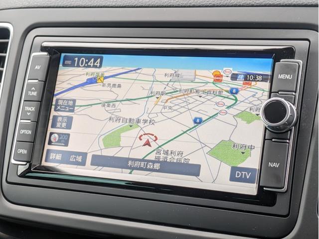 ＴＤＩ　ハイライン　本革シート　ＨＩＤライト　パワーシート　マッサージ機能　パワートランク　シートヒーター　両電スラ　障害物センサー　ルーフレール　ナビ　バックモニター　レーダークルーズ　電動パーキングブレーキ　ＥＴＣ(9枚目)