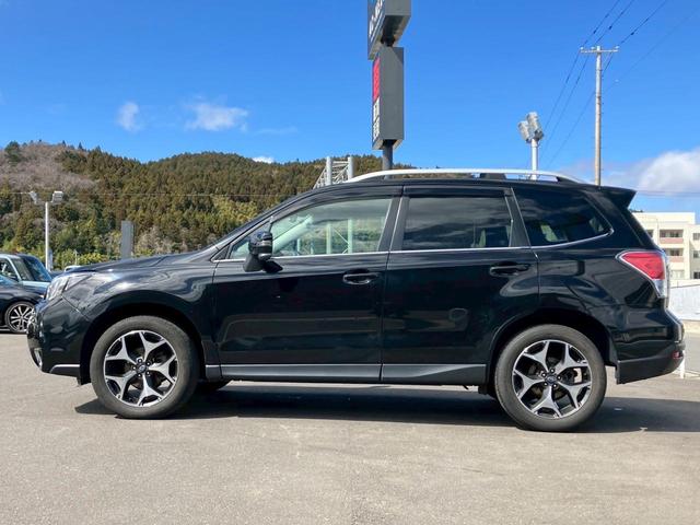 フォレスター Ｓ－リミテッド　４ＷＤ　ワンオーナー　後側方警戒支援システム　パワーバックドア　ルーフレール　パワーシート　シートヒーター　後席シートヒーター　アダクティブヘッドライト　アダクティブクルーズコントロール　ＢＳＭ（5枚目）