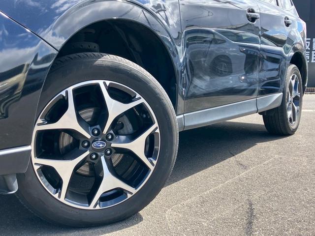 フォレスター Ｓ－リミテッド　４ＷＤ　ワンオーナー　後側方警戒支援システム　パワーバックドア　ルーフレール　パワーシート　シートヒーター　後席シートヒーター　アダクティブヘッドライト　アダクティブクルーズコントロール　ＢＳＭ（7枚目）