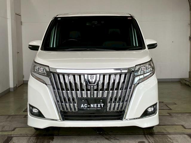 エスクァイア Ｇｉ　９インチナビフルセグ　両側電動スライドドア　ＬＥＤヘッドライト　クルーズコントロール　プリクラッシュセーフティ　レーンキープ　バックカメラ　ＥＴＣ　オートハイビーム　ステアリングリモコン　ドラレコ（4枚目）