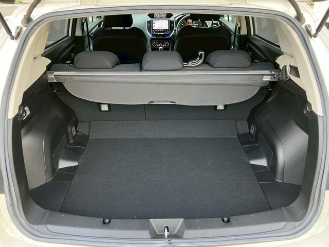 インプレッサスポーツ 2.0i-Sアイサイト 純正ナビ バックカメラ フルセグ Bluetooth ACC パワーシート 純正AW レーンキープ 衝突軽減 横滑り防止 スマートキー フォグランプ LEDライト オートエアコン アイドリングストップ(27枚目)