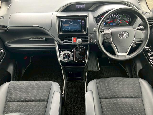 ヴォクシー ＺＳ　煌ＩＩＩ　ワンオーナー　アルパインナビ　フリップダウンモニター　バックカメラ　フルセグ　Ｂｌｕｅｔｏｏｔｈ　フルセグ　ＥＴＣ　テレビキャンセラー　クルコン　前後トドラレコ　両動スライドドア（2枚目）
