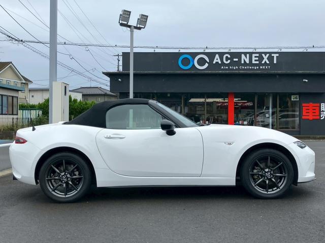 ロードスター Ｓスペシャルパッケージ　ワンオーナー　柿本改マフラー　純正ナビ　バックカメラ　フルセグ　Ｂｌｕｅｔｏｏｔｈ　幌オープン　純正ＡＷ　ＥＴＣ　６速ＡＴ　２ＷＤ　ＬＥＤヘッドライト　ＤＶＤ　プッシュスタート　横滑り防止（19枚目）