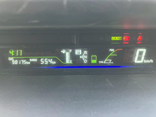 プリウスアルファ S チューン ブラック アルパイン9インチナビ バックカメラ フルセグ Bluetooth ETC オートライト 純正ホイールキャップ 電動格納ミラー ステアリングリモコン オートエアコン フォグランプ スマートキー(8枚目)