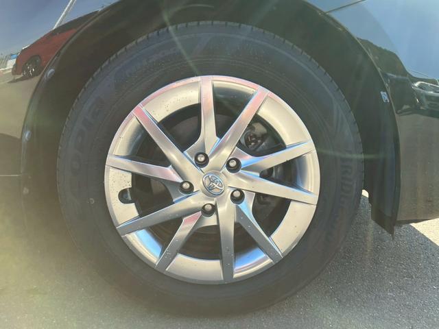 プリウスアルファ S チューン ブラック アルパイン9インチナビ バックカメラ フルセグ Bluetooth ETC オートライト 純正ホイールキャップ 電動格納ミラー ステアリングリモコン オートエアコン フォグランプ スマートキー(28枚目)