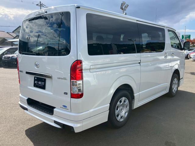 ハイエースバン ロングスーパーGL ダークプライムS ワンオーナー モデリスタエアロ LEDヘッドライト 両側電動スライドドア デジタルインナミラー ナビ フルセグ バックカメラ Bluetooth CD DVD スマートキー 電格納ミラー シートカバー(22枚目)