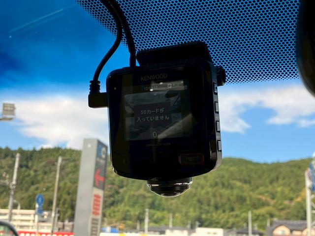 デリカＤ：５ Ｐ　純正ナビ　フリップダウンモニター　全方位カメラ　フルセグ　ドラレコ　両側電動スライドドア　ＥＴＣ　ＬＥＤヘッドライト　電格ミラー　アダブティプクルーズコントロール　ブラインドスポットモニター（17枚目）