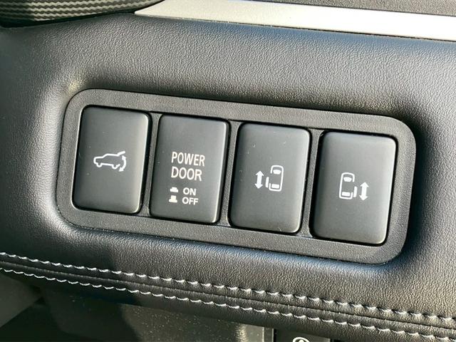 デリカＤ：５ Ｐ　純正ナビ　フリップダウンモニター　全方位カメラ　フルセグ　ドラレコ　両側電動スライドドア　ＥＴＣ　ＬＥＤヘッドライト　電格ミラー　アダブティプクルーズコントロール　ブラインドスポットモニター（18枚目）