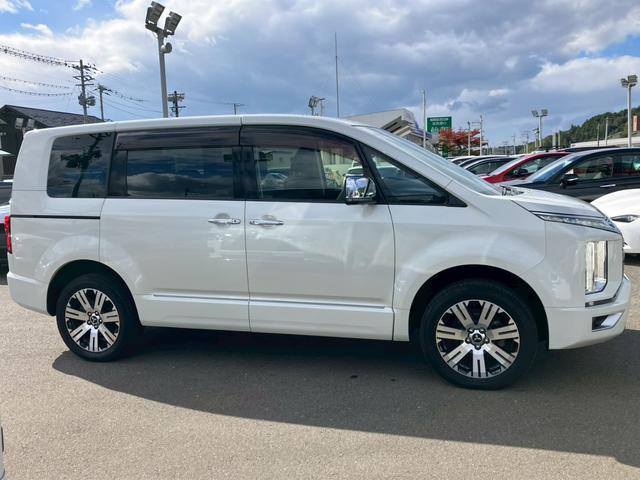 デリカＤ：５ Ｐ　純正ナビ　フリップダウンモニター　全方位カメラ　フルセグ　ドラレコ　両側電動スライドドア　ＥＴＣ　ＬＥＤヘッドライト　電格ミラー　アダブティプクルーズコントロール　ブラインドスポットモニター（25枚目）