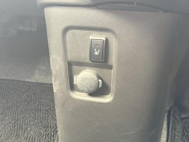 ワゴンＲ ハイブリッドＦＺ　純正ナビ　全方位カメラ　フルセグ　Ｂｌｕｅｔｏｏｔｈ　ヘッドアップディスプレイ　ＥＴＣ　オートエアコン　ステリモ　ＣＤ　ＤＶＤ　シートヒーター　スマートキー　電格ミラー　レーンキープアシスト　センサー（14枚目）