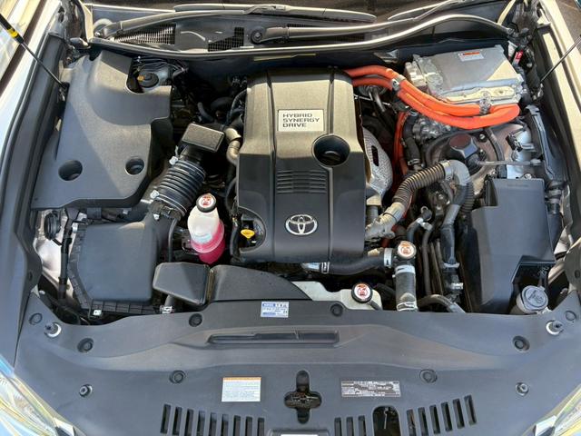 クラウンハイブリッド アスリートＧ　純正ディスプレイナビ　全周囲カメラ　フルセグ　Ｂｌｕｅｔｏｏｔｈ　クリソナ　ＡＣＣ　純正ＡＷ　前列ベンチレーション　パワーシート　ハンドルチルト　オートハイビーム　ＥＴＣ　革シート　レーンキープ（26枚目）