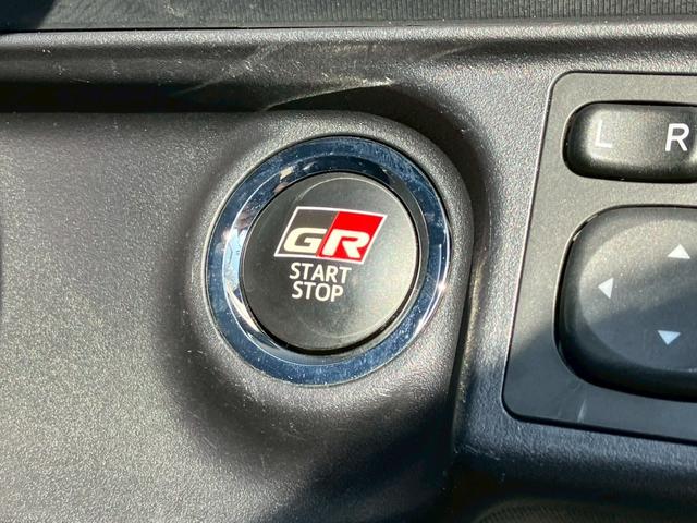 アクア Ｇ　ＧＲスポーツ・１７インチパッケージ　純正ナビ　バックカメラ　フルセグ　純正ＡＷ　クルコン　シートヒーター　ハーフレザーシート　ステアリングリモコン　ＬＥＤ　フォグランプ　ＥＴＣ　ドラレコ　オートライト　Ｂｌｕｅｔｏｏｔｈ　ＵＳＢ（14枚目）