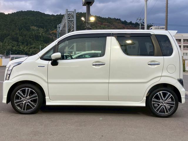 ワゴンＲスティングレー ハイブリッドＴ　純正７インチナビ　フルセグ　Ｂｌｕｅｔｏｏｔｈ　クルーズコントロール　プリクラッシュセーフティー　パドルシフト　オートライト　ステリモ　電格ミラー　ＥＴＣ　ドラレコ　シートヒーター　スマートキー（5枚目）