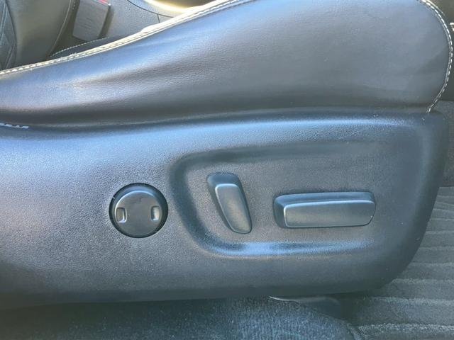 ハリアーハイブリッド プレミアム　アルパイン１０インチナビ　ＴＲＤフルエアロ　バックカメラ　フルセグ　Ｂｌｕｅｔｏｏｔｈ　ＡＣＣ　ＥＴＣ　ドラレコ　ハーフレザーシート　パワーシート　パワーバッグドア　スマートキー　オートエアコン（19枚目）