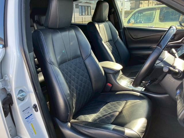 ハリアーハイブリッド プレミアム　アルパイン１０インチナビ　ＴＲＤフルエアロ　バックカメラ　フルセグ　Ｂｌｕｅｔｏｏｔｈ　ＡＣＣ　ＥＴＣ　ドラレコ　ハーフレザーシート　パワーシート　パワーバッグドア　スマートキー　オートエアコン（26枚目）