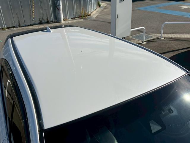 ハリアーハイブリッド プレミアム　アルパイン１０インチナビ　ＴＲＤフルエアロ　バックカメラ　フルセグ　Ｂｌｕｅｔｏｏｔｈ　ＡＣＣ　ＥＴＣ　ドラレコ　ハーフレザーシート　パワーシート　パワーバッグドア　スマートキー　オートエアコン（36枚目）