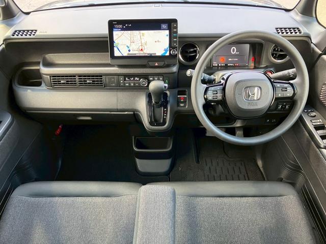 Ｎ－ＢＯＸカスタム 　９インチコネクトナビ　全周囲カメラ　フルセグ　両側電動スライドドア　レーダークルーズ　シートヒーター　純正アルミホイール　二列目ドリンクホルダー　デジタルメーター　フルフラット　ＬＥＤ（2枚目）