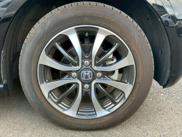 Ｎ－ＢＯＸカスタム 　９インチコネクトナビ　全周囲カメラ　フルセグ　両側電動スライドドア　レーダークルーズ　シートヒーター　純正アルミホイール　二列目ドリンクホルダー　デジタルメーター　フルフラット　ＬＥＤ（28枚目）