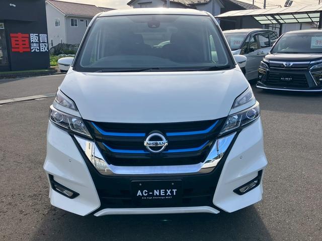 セレナ ｅ－パワー　ハイウェイスターＶ　純正９型ナビ　プロパイロット　全周囲カメラ　ハンドルヒーター　シートヒーター　衝突軽減ブレーキ　両側電動スライドドア　フルセグＴＶ　ＣＤ　ＤＶＤ　Ｂｌｕｅｔｏｏｔｈ　ＵＳＢ　レーンキープ　後席モニター（4枚目）