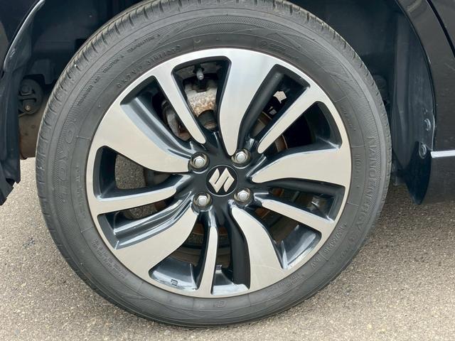 スイフト 　純正７インチナビ　全周囲カメラ　ＭＴモード　パドルシフト　ＡＣＣ　フルセグＴＶ　Ｂｌｕｅｔｏｏｔｈ　ＣＤ　ＤＶＤ　レーンキープ　衝突軽減ブレーキ　フォグランプ　リアフォグ　ＥＴＣ　リアスポイラー（30枚目）