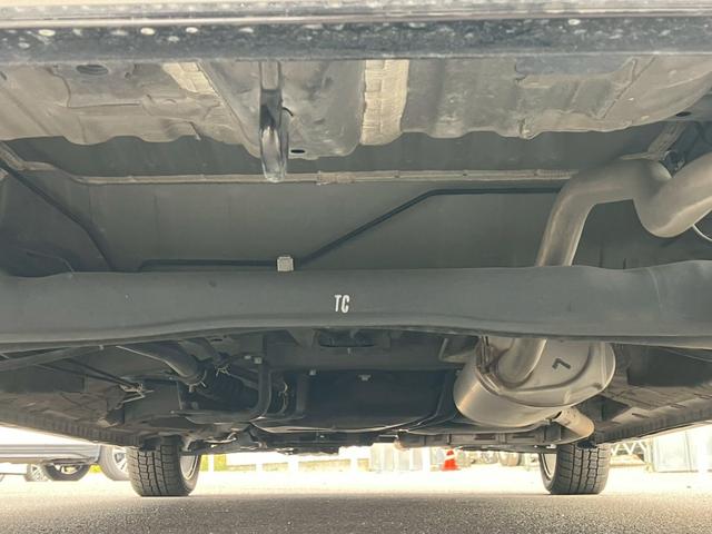 Ｎ－ＢＯＸカスタム Ｌターボ　純正９インチナビ　パドルシフト　合皮シート　ＡＣＣ　ステアリングリモコン　バックカメラ　オートライト　ＬＥＤライト　フルセグＴＶ　ＣＤ　ＤＶＤ　両側電動スライドドア　レーンキープ　衝突軽減　ＥＴＣ（31枚目）