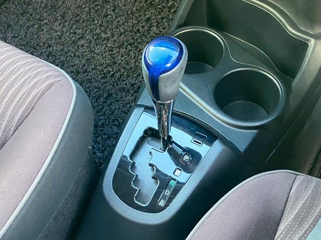 アクア G 純正7インチナビ モデリスタAW バックカメラ クルーズコントロール フルセグTV Bluetooth USB レーンキープ ETC オートハイビーム オートライト 電動格納ミラー 横滑り防止(13枚目)