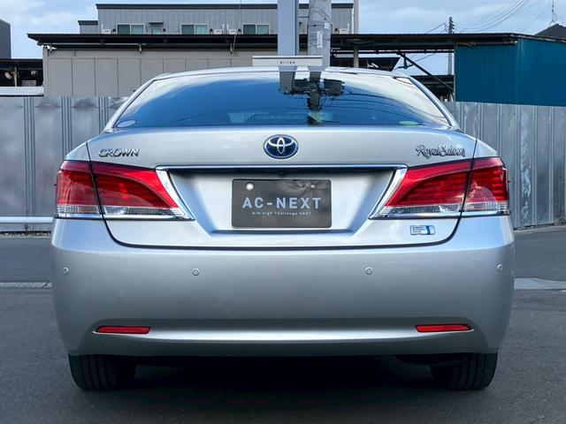 クラウンハイブリッド ロイヤルサルーン ステアリングヒーター バックカメラ パワーシート フルセグTV フォグランプ オートライト ステリモ CD DVD Bluetooth クリアランスソナー アダプティブクルーズコントロール(6枚目)