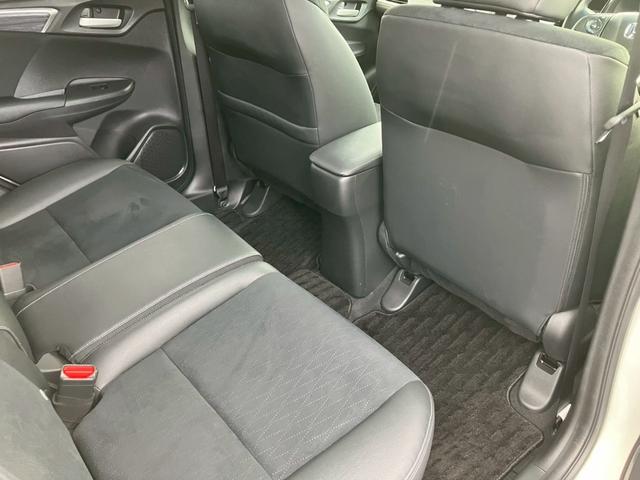 シャトル ハイブリッドZ ホンダセンシング 純正7インチナビ ホンダセンシング ステリモ フルセグTV Bluetooth CD DVD スマキー キーレス ACC ハーフレザーシート レーンキープ ETC フォグランプ ドラレコ パドルシフト(25枚目)