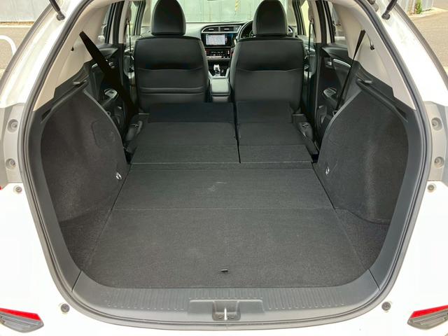 シャトル ハイブリッドZ ホンダセンシング 純正7インチナビ ホンダセンシング ステリモ フルセグTV Bluetooth CD DVD スマキー キーレス ACC ハーフレザーシート レーンキープ ETC フォグランプ ドラレコ パドルシフト(30枚目)