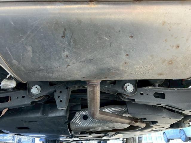 カローラツーリング ハイブリッド ダブルバイビー DPオーディオ ステアリングヒーター 置くだけ充電 ハーフレザー フォグランプ ACC レーンキープ ETC2.0 フルセグTV Bluetooth AC100V バックカメラ 衝突軽減ブレーキ(29枚目)