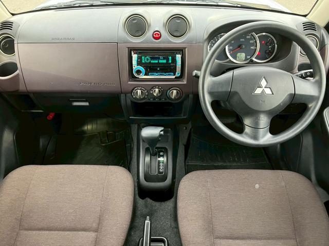 パジェロミニ ナビエディションXR オーディオ/純正アルミホイール/電動格納ミラー/トランクスポイラー/ルーフレール/パワーウィンドウ/ハロゲンライト/エアバッグ/キーレス/マニュアルエアコン(2枚目)