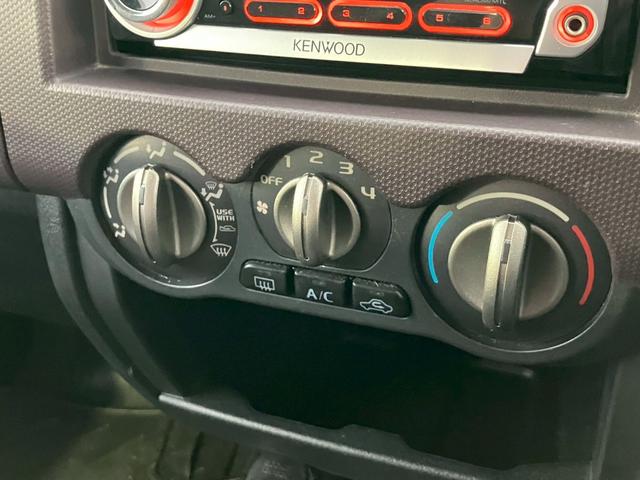 パジェロミニ ナビエディションXR オーディオ/純正アルミホイール/電動格納ミラー/トランクスポイラー/ルーフレール/パワーウィンドウ/ハロゲンライト/エアバッグ/キーレス/マニュアルエアコン(11枚目)