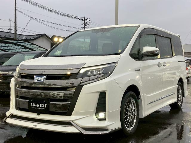 ノア ハイブリッドＳｉ　ダブルバイビー　純正９インチナビ／フルモデリスタ／ハーフレザーシート／ＬＥＤヘッドライト／両側電動スライドドア／フォグランプ／シートヒーター（11枚目）