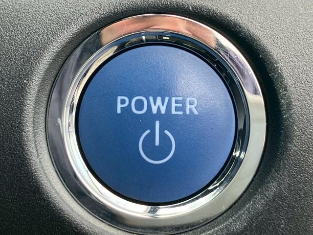 ヴォクシー ハイブリッドＺＳ　煌ＩＩＩ　純正ディスプレイナビ　バックカメラ　フルセグ　モデリスタフルエアロ　クルコン　Ｗエアコン　シートヒーター　ＥＴＣ　電動格納ミラー　オートライト　ステリモ　衝突軽減　レーンキープ　横滑り防止　エアバッグ（15枚目）