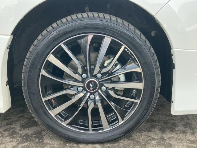 ヴォクシー ハイブリッドＺＳ　煌ＩＩＩ　純正ディスプレイナビ　バックカメラ　フルセグ　モデリスタフルエアロ　クルコン　Ｗエアコン　シートヒーター　ＥＴＣ　電動格納ミラー　オートライト　ステリモ　衝突軽減　レーンキープ　横滑り防止　エアバッグ（32枚目）