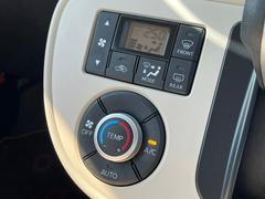 【オートエアコン】オートエアコンは温度を設定すれば自動で快適な状態をキープしてくれるので運転中の温度操作が減り安全面でも安心ですね。 5