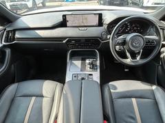 【整備工場完備】ご安心してお乗り頂くため環境を整えております。お車の定期メンテナンスの他、車検やタイヤ交換などもお任せください！ 2