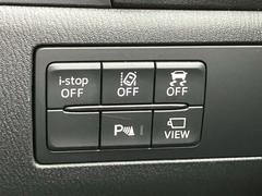 アイドリングストップ／車線逸脱防止／横滑り防止／障害物センサー 6