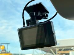 �ڥɥ饤�֥쥳�������۰��֤˼���դ��뤳�ȤǱ����Ȳ�����Ͽ���Ƥ����ɥ饤�֥쥳�������ϡ����Τκݤ˳Τ��ʾڵ�ǽ�Ϥ�ȯ�����Ƥ���ޤ��� 7