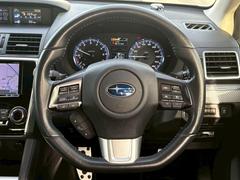 �ڣ��ãá۰���®�٤Ǥν�ҤϤ�����������μ�ξ�Ȥε�Υ�������ݤ��ʤ��鼫ư�ǲø�®��Ԥ��ޤ�����®ƻϩ���Ի��ˤ����Ѵ򤷤���ǽ�Ǥ��� 3