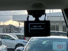 �ڥɥ饤�֥쥳�������۰��֤˼���դ��뤳�ȤǱ����Ȳ�����Ͽ���Ƥ����ɥ饤�֥쥳�������ϡ����Τκݤ˳Τ��ʾڵ�ǽ�Ϥ�ȯ�����Ƥ���ޤ��� 3