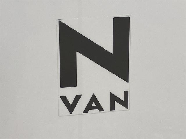Ｎ－ＶＡＮ Ｇ　４ＷＤ　ＥＴＣ　両側スライドドア　ナビ　ＴＶ　キーレスエントリー　アイドリングストップ　後席モニター　ＣＶＴ　ＥＳＣ　エアコン　パワーステアリング　パワーウィンドウ（29枚目）