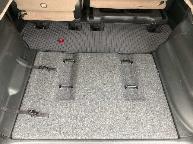 フリードハイブリッド ジャストセレクション　ＥＴＣ　バックカメラ　ナビ　ＴＶ　オートクルーズコントロール　両側電動スライドドア　ＨＩＤ　スマートキー　電動格納ミラー　３列シート　ウォークスルー　ＣＶＴ　アルミホイール　盗難防止システム（39枚目）