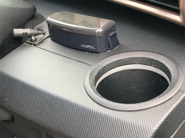 フリードハイブリッド ジャストセレクション　ＥＴＣ　バックカメラ　ナビ　ＴＶ　オートクルーズコントロール　両側電動スライドドア　ＨＩＤ　スマートキー　電動格納ミラー　３列シート　ウォークスルー　ＣＶＴ　アルミホイール　盗難防止システム（53枚目）