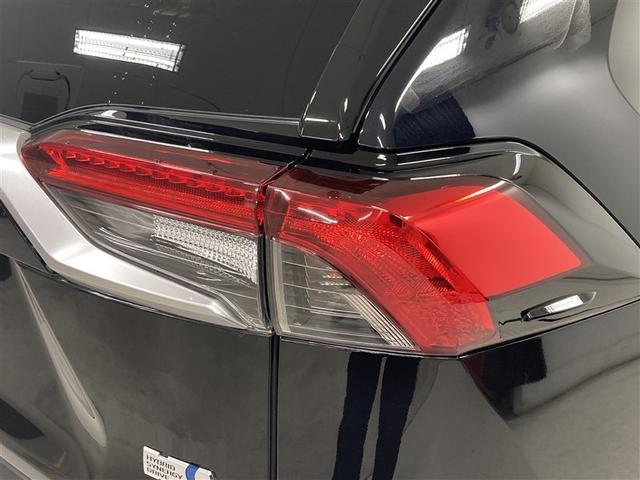 ＲＡＶ４ ハイブリッドＧ　４ＷＤ　メモリーナビ　ミュージックプレイヤー接続可　バックカメラ　衝突被害軽減システム　ＥＴＣ　ドラレコ　ＬＥＤヘッドランプ（7枚目）