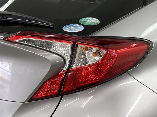Ｃ－ＨＲ Ｓ－Ｔ　４ＷＤ　フルセグ　メモリーナビ　ＤＶＤ再生　バックカメラ　衝突被害軽減システム　ＥＴＣ　ドラレコ　ワンオーナー（7枚目）