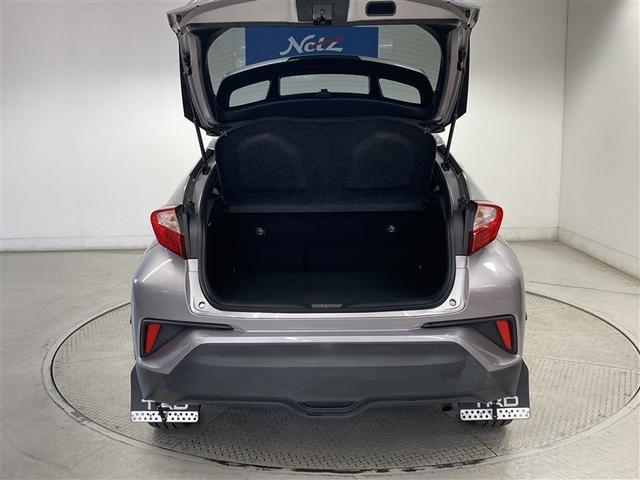 Ｃ－ＨＲ Ｓ－Ｔ　４ＷＤ　フルセグ　メモリーナビ　ＤＶＤ再生　バックカメラ　衝突被害軽減システム　ＥＴＣ　ドラレコ　ワンオーナー（12枚目）