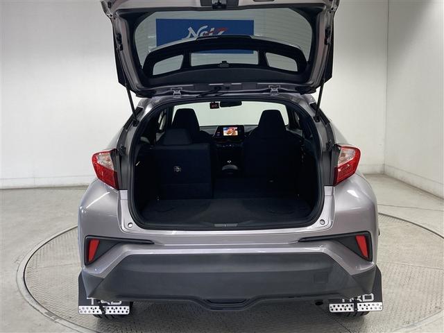 Ｃ－ＨＲ Ｓ－Ｔ　４ＷＤ　フルセグ　メモリーナビ　ＤＶＤ再生　バックカメラ　衝突被害軽減システム　ＥＴＣ　ドラレコ　ワンオーナー（13枚目）