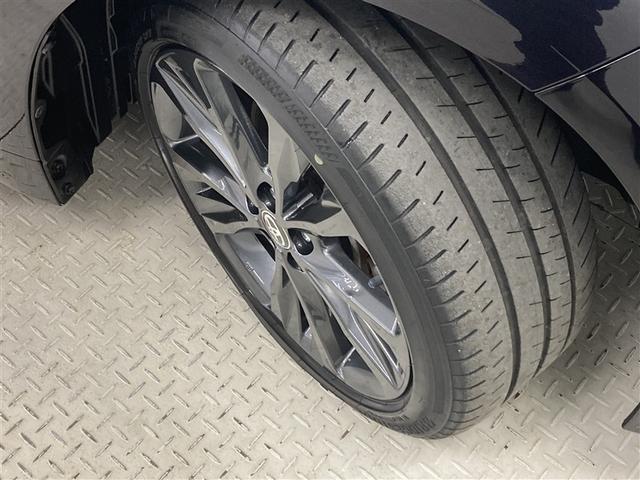 カローラツーリング ハイブリッド ダブルバイビー 4WD メモリーナビ ミュージックプレイヤー接続可 バックカメラ 衝突被害軽減システム ETC ドラレコ LEDヘッドランプ ワンオーナー(17枚目)